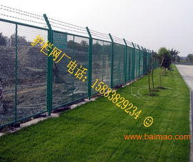 專業(yè)護(hù)欄網(wǎng)廠批發(fā)促銷 公路護(hù)欄網(wǎng)、道路圍欄與橋梁護(hù)欄的優(yōu)質(zhì)選擇